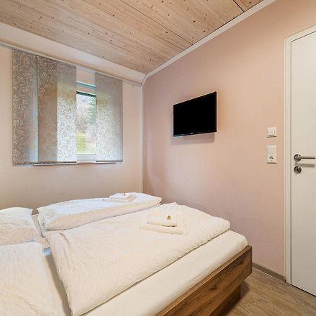 Large Apartment In Sankt Georgen With Balcony Furstau Exterior photo